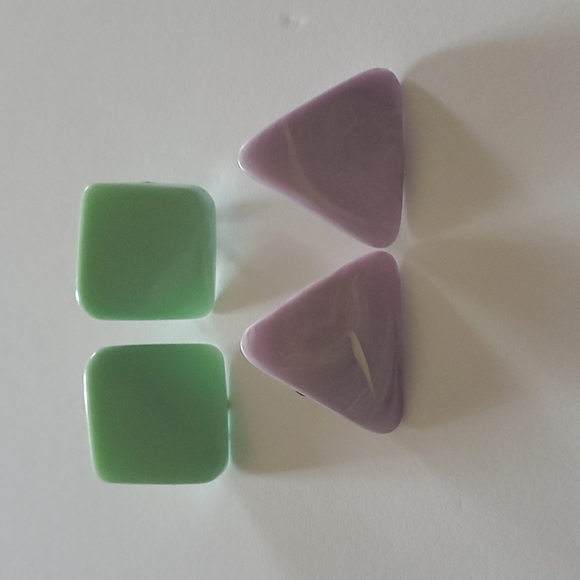 Retro Earrings - Picture 2 of 3